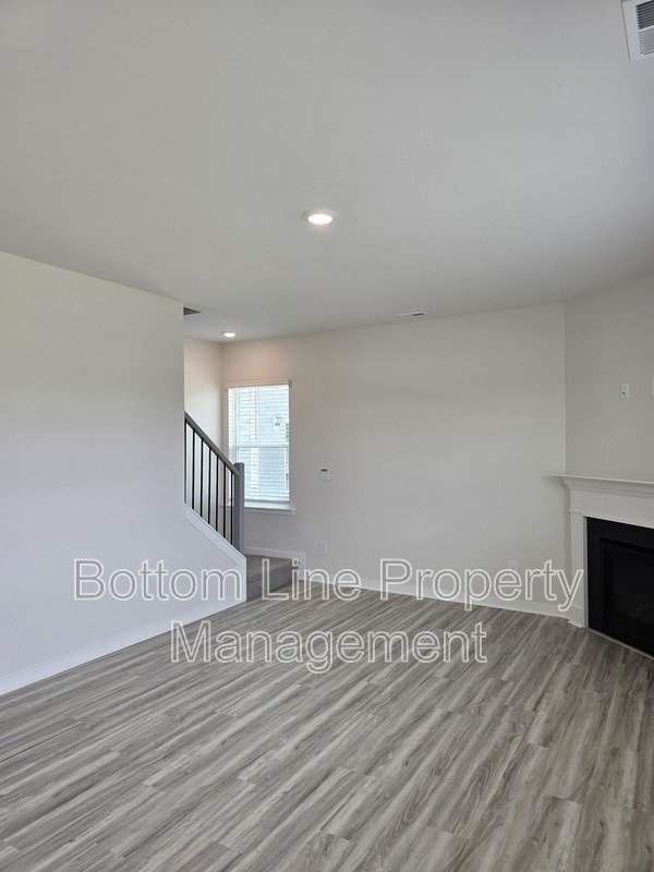 Luxury New Construction with Open Floor Plan & 4 Spacious Bedrooms property image