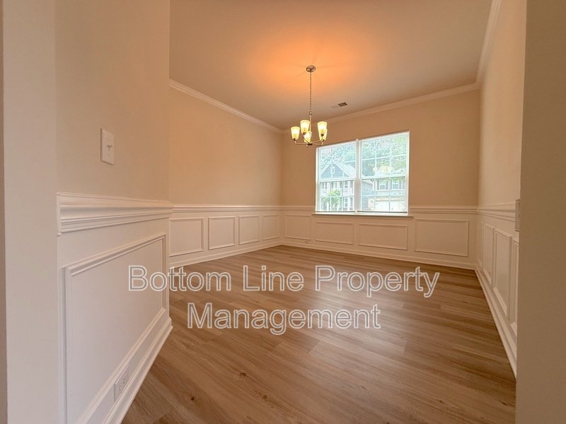 Stunning 4 Bedroom, 2 1/2 Bath Home in Scenic Fort Mill! property image