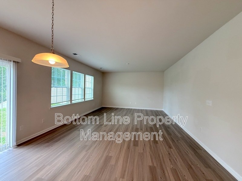 Stunning 4 Bedroom, 2 1/2 Bath Home in Scenic Fort Mill! property image