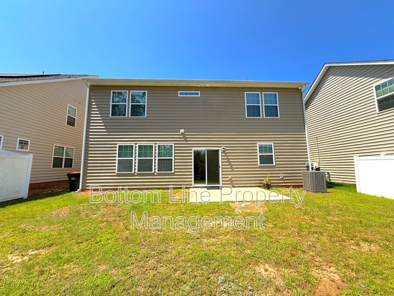 Stunning 4 Bedroom, 2 1/2 Bath Home in Scenic Fort Mill! property image