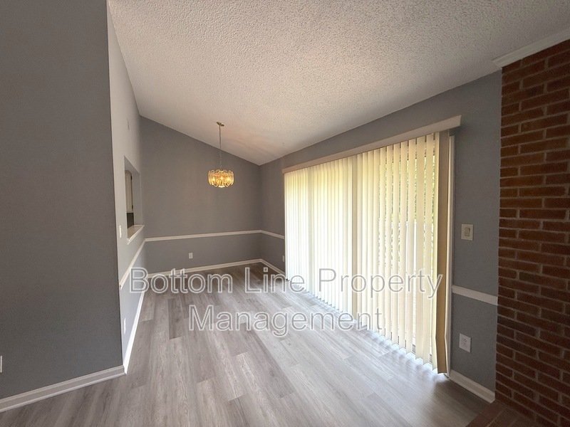 Cozy 2 Bedroom 2 Bathroom Townhouse For Rent!!! property image