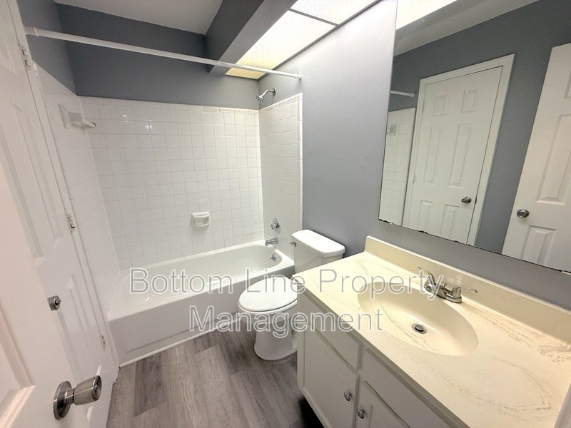 Cozy 2 Bedroom 2 Bathroom Townhouse For Rent!!! property image