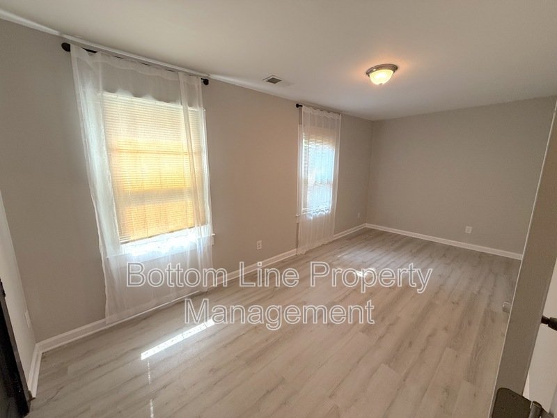 Open and Spacious 2BR/1BA Rental in Rock Hill property image