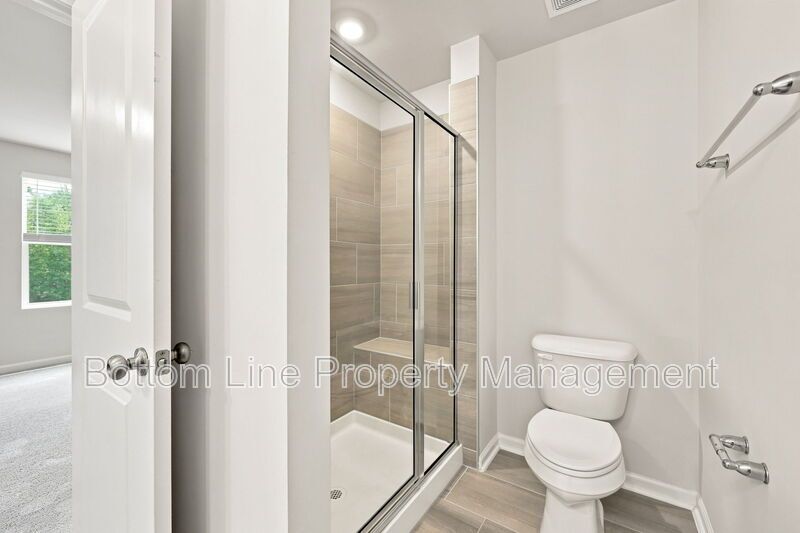 Modern 3BR Townhome in Pool Community | 1-Car Garage | Quartz Counters | Luxury Primary Suite property image