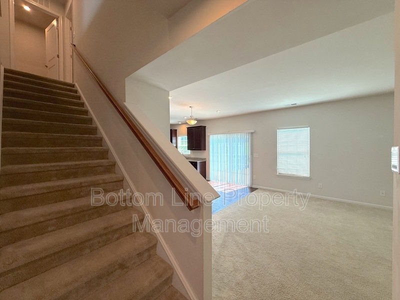 Spacious 3 Bedroom Home with Large Yard in Desirable Concord Community! property image