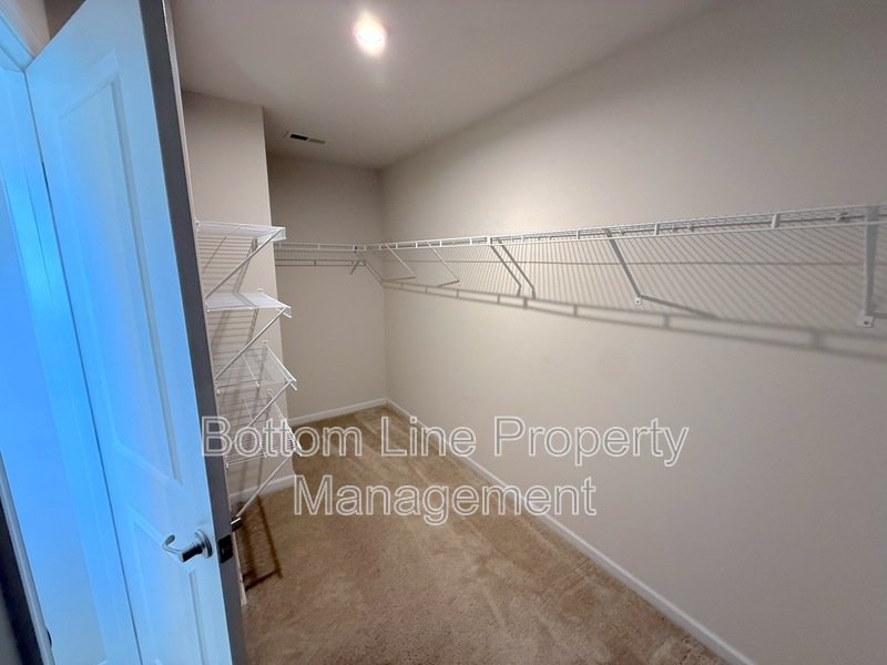 Spacious 3 Bedroom Home with Large Yard in Desirable Concord Community! property image