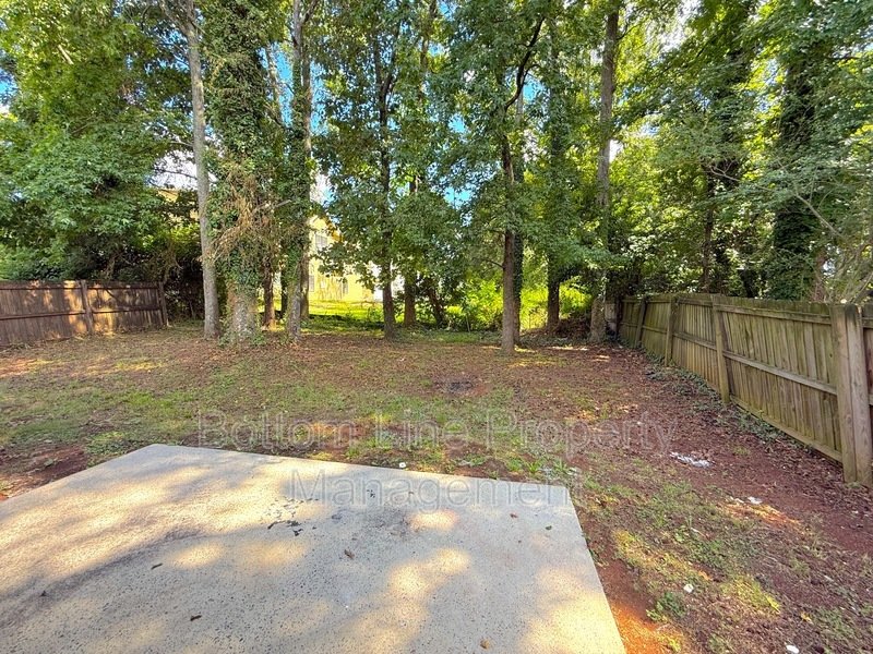 3BR 2 BA Ranch Home in great Location! Move-in Ready property image