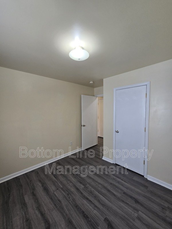 Charming 4BR Home with Spacious Yard – Prime Charlotte Location property image