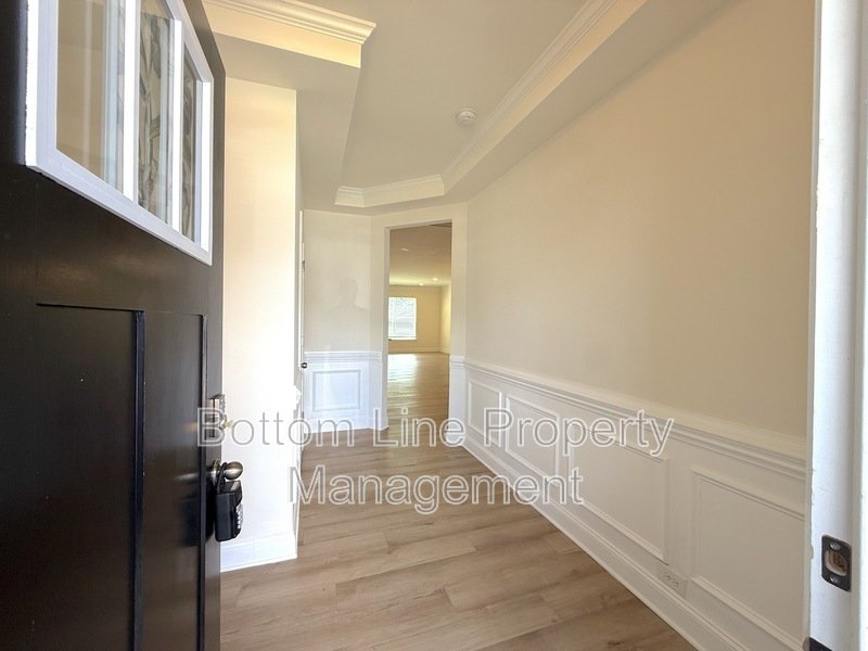 Available Now! 3BR 2.5 BA Townhome with Amazing Community Features! property image
