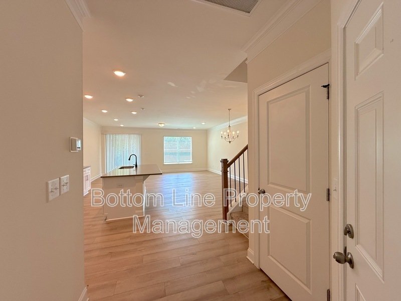 Available Now! 3BR 2.5 BA Townhome with Amazing Community Features! property image