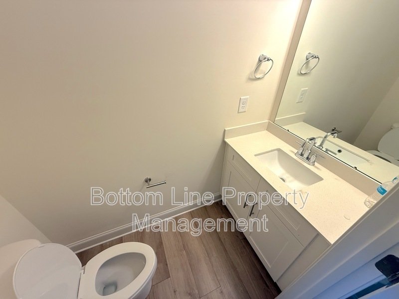 Available Now! 3BR 2.5 BA Townhome with Amazing Community Features! property image
