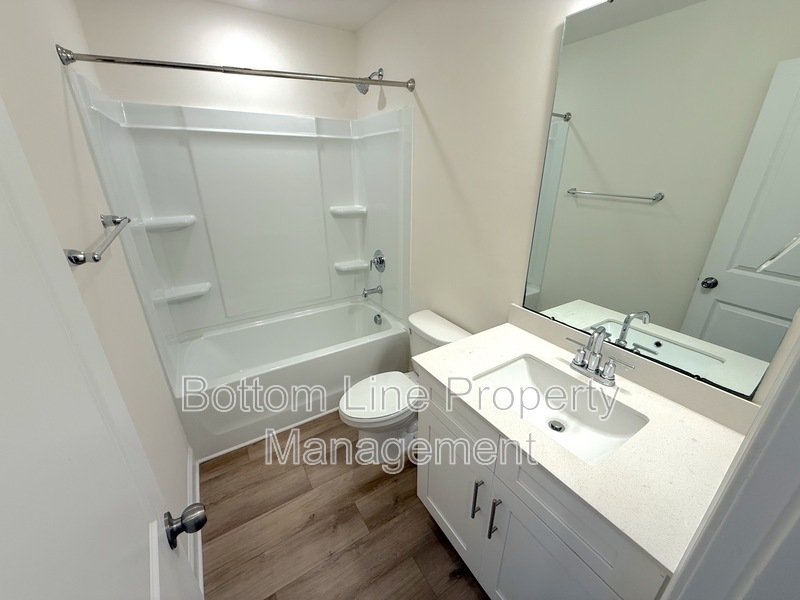 Available Now! 3BR 2.5 BA Townhome with Amazing Community Features! property image