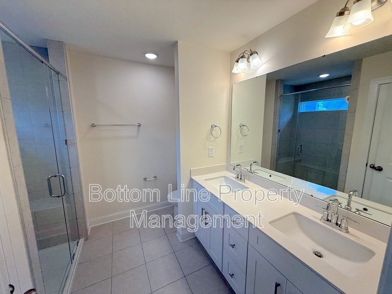 Available Now! 3BR 2.5 BA Townhome with Amazing Community Features! property image