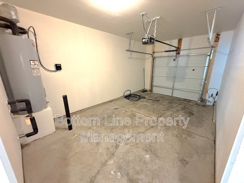 Available Now! 3BR 2.5 BA Townhome with Amazing Community Features! property image