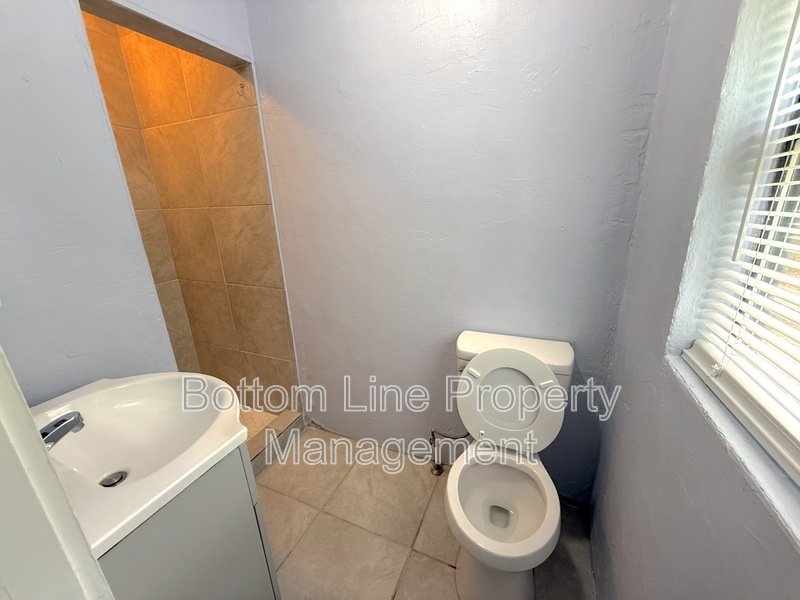 🏡 Affordable 1 Bedroom Apartment in Stanley! property image
