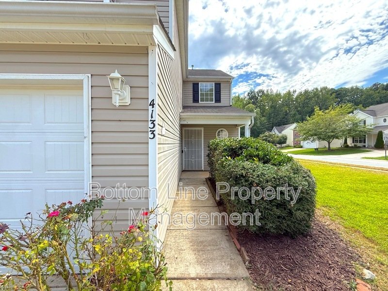 Spacious 4 BR Home on a Generous Corner Lot! property image