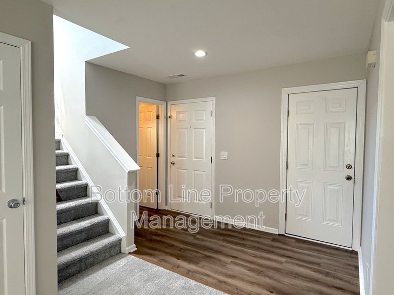 Spacious 4 BR Home on a Generous Corner Lot! property image