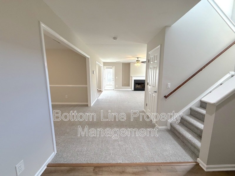 Spacious 4 BR Home on a Generous Corner Lot! property image