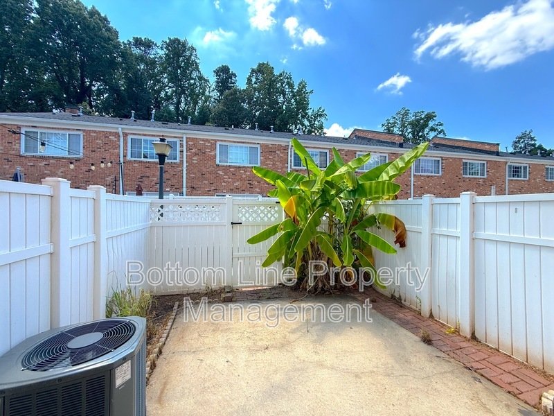 2 Bedroom 1.5 Bathroom Home For Rent property image