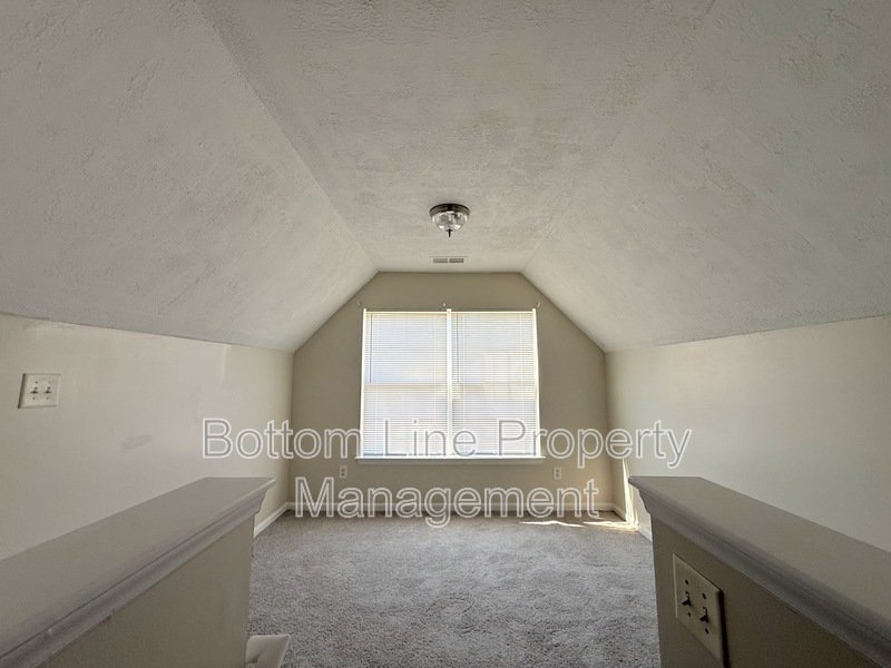 Bright property image