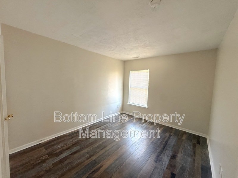 Bright property image