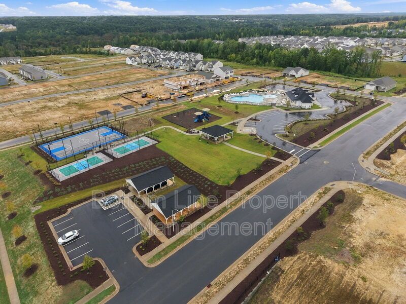Brand-New 3BR Townhome with Garage in Pool Community property image