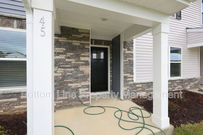 Brand-New 3BR Townhome with Garage in Pool Community property image
