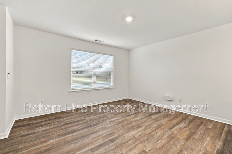 Brand-New 3BR Townhome with Garage in Pool Community property image