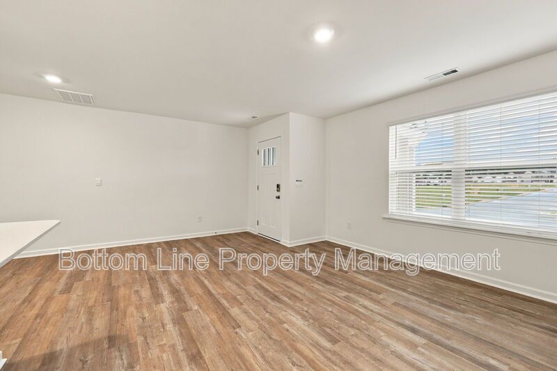Brand-New 3BR Townhome with Garage in Pool Community property image