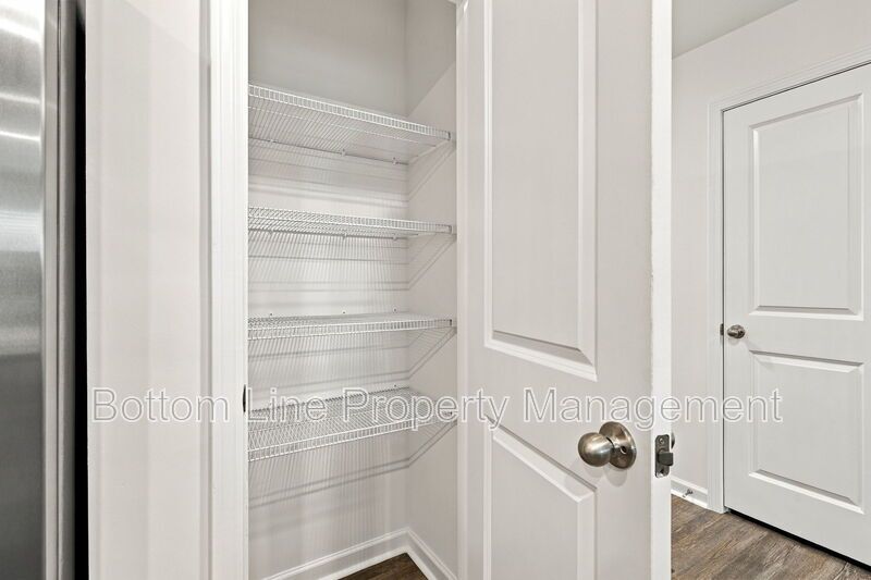 Brand-New 3BR Townhome with Garage in Pool Community property image