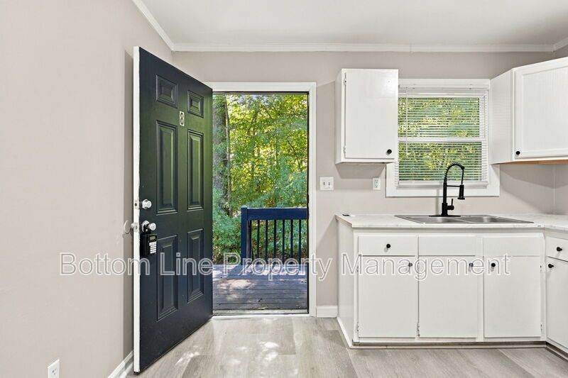 Bright property image