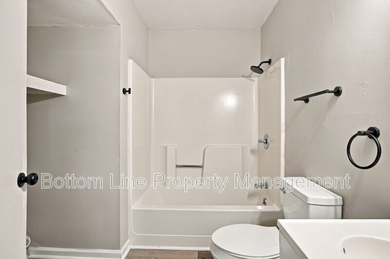 Bright property image