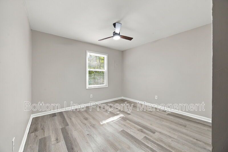 Bright property image