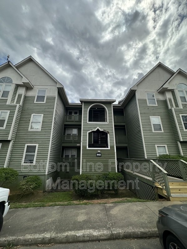 Bright and Open property image
