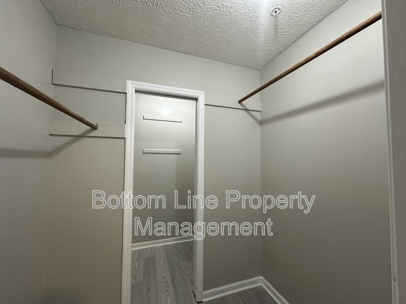 Bright and Open property image