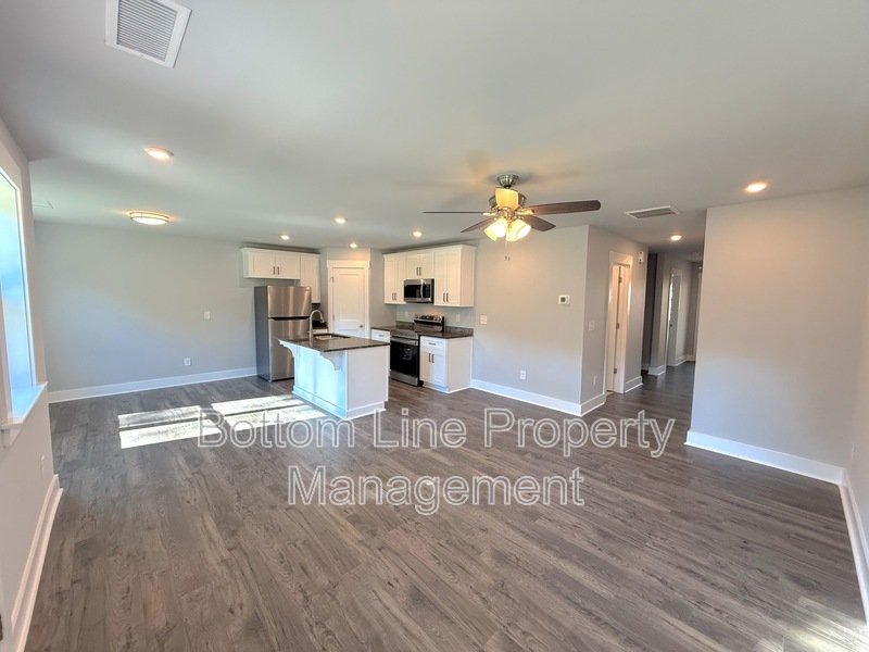 3BR/2.5BA Spacious and Modern Townhome - Available Now! property image