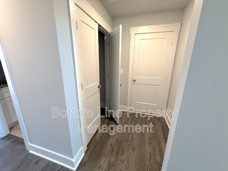 3BR/2.5BA Spacious and Modern Townhome - Available Now! property image