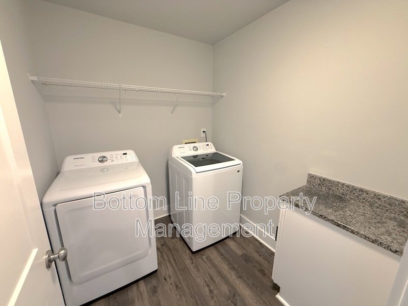 3BR/2.5BA Spacious and Modern Townhome - Available Now! property image