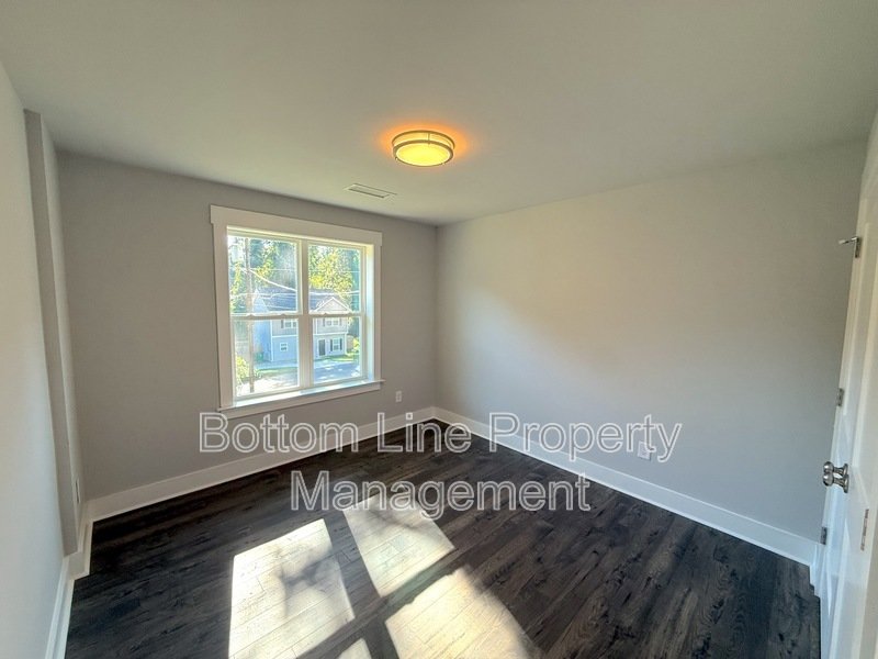 3BR/2.5BA Spacious and Modern Townhome - Available Now! property image