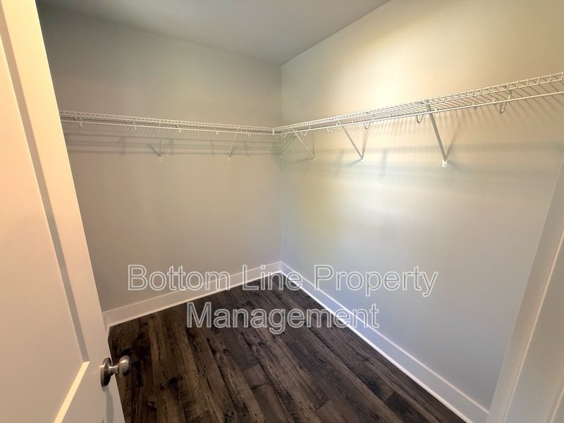 3BR/2.5BA Spacious and Modern Townhome - Available Now! property image