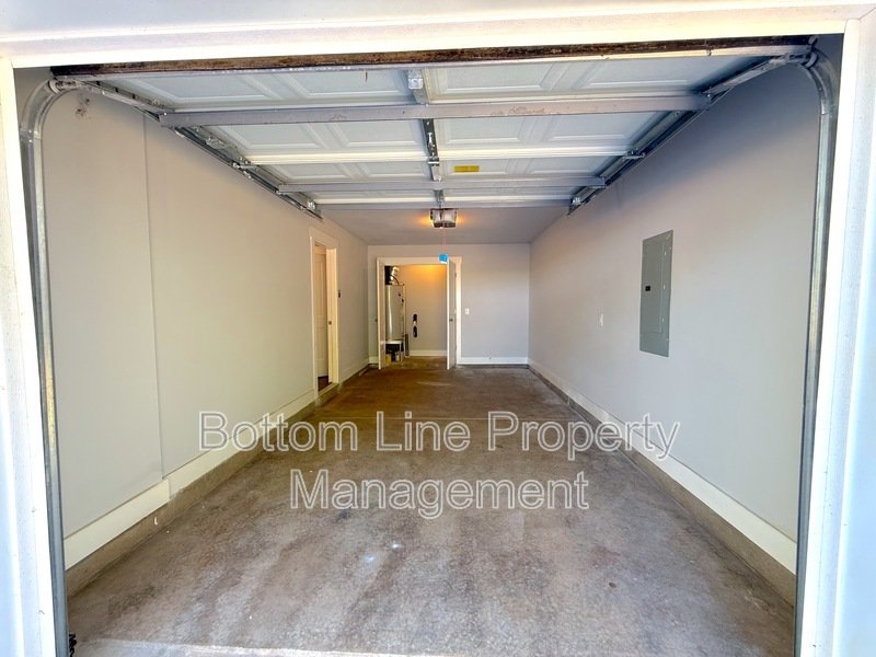 3BR/2.5BA Spacious and Modern Townhome - Available Now! property image