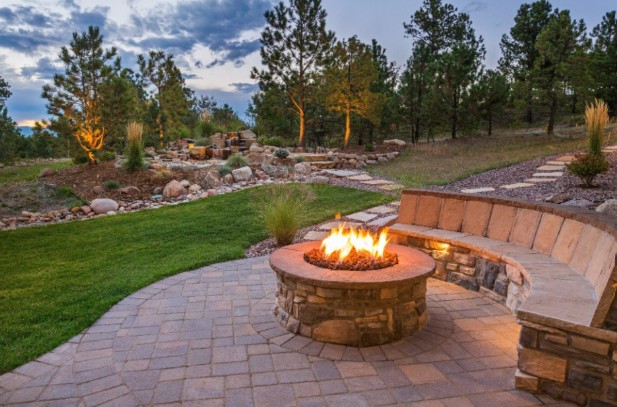 How to Build a Stone Fire Pit for Your Backyard