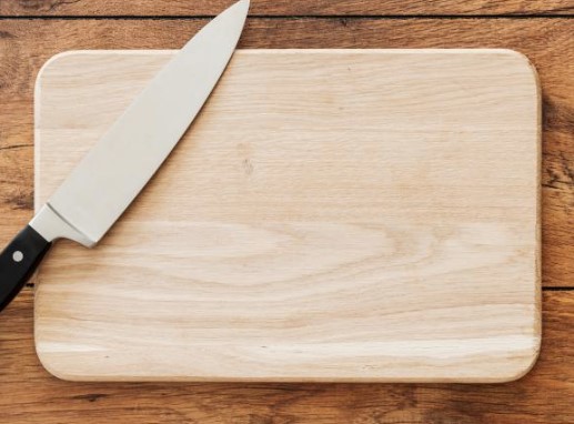 The Significance of Small Camphor Laurel Wood Chopping Boards with Paddles for Home Chefs