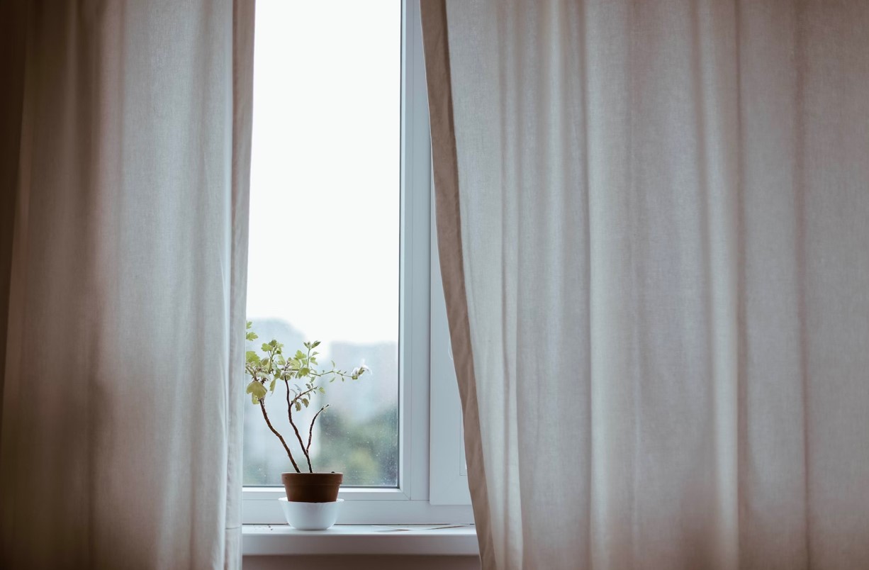 How to Choose the Right Window Treatments for Your House