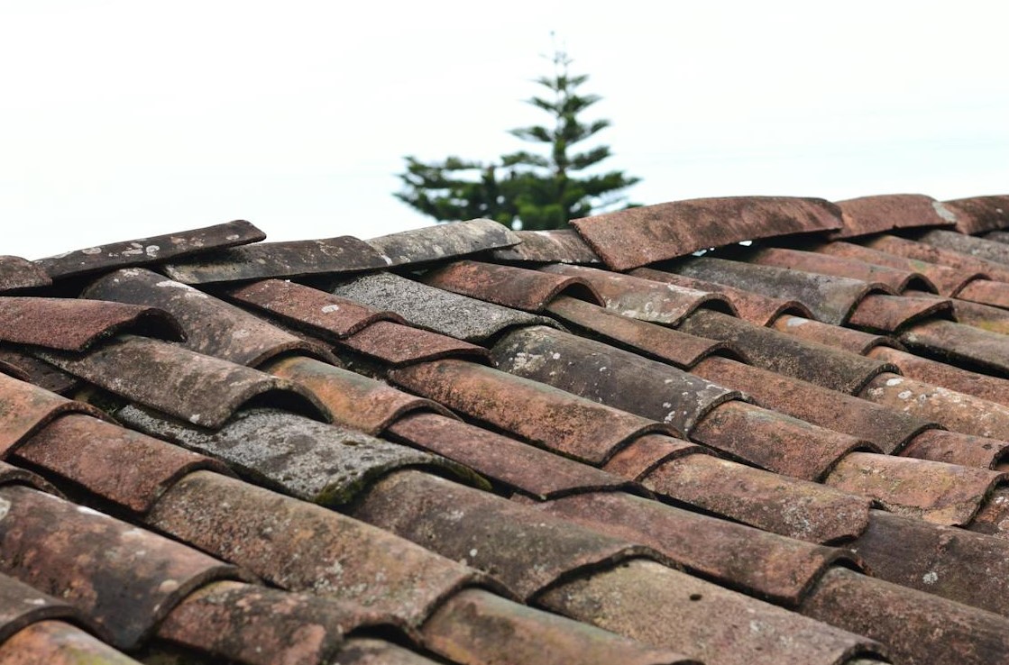5 Tips for Planning an Effective Roof Repair Strategy After a Storm