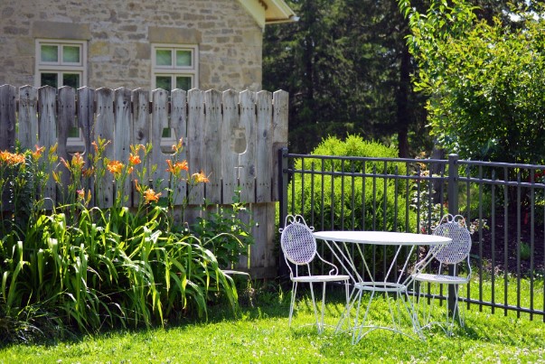 The Ultimate Guide to Backyard Renovations: From Planning to Planting