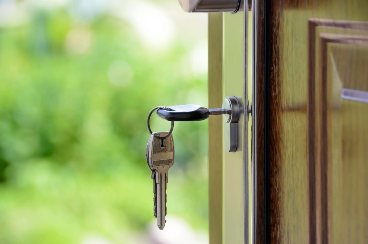 A comprehensive guide to home security for renters