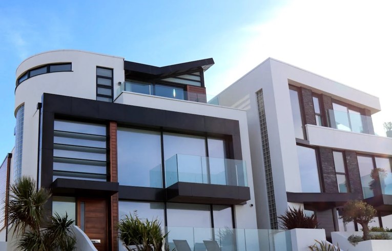 7 Things to Consider Before Purchasing a Holiday Home