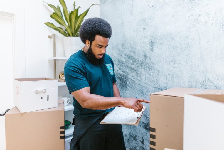 What Are the Benefits of Professional Packing Services?