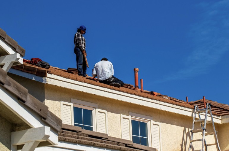 How to Handle Emergency Repairs Without Disrupting Your Tenants